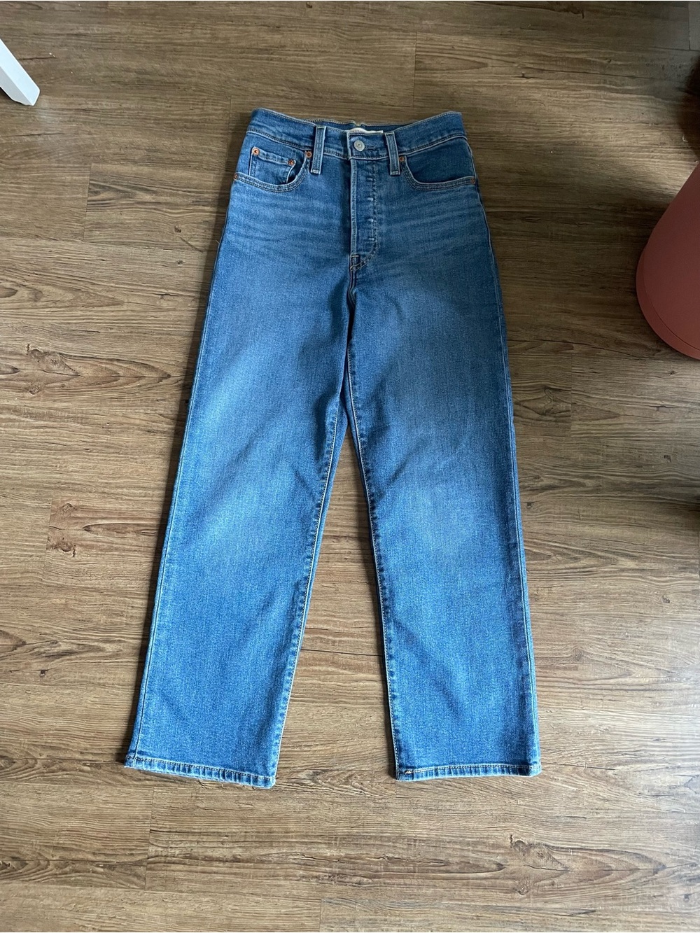 Levi’s women’s Ribcage straight ankle jeans with button fly